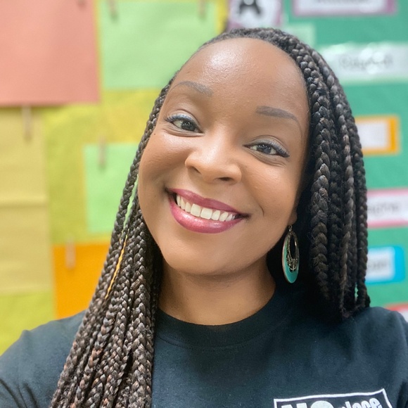 Meet your Posher, Jess - Picture 10 of 11